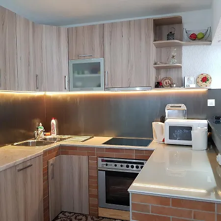 Lakeview Rest Кониц