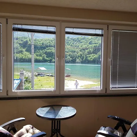Gasthuis Lakeview Rest